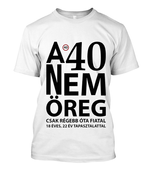 A 40 nem öreg férfi póló
